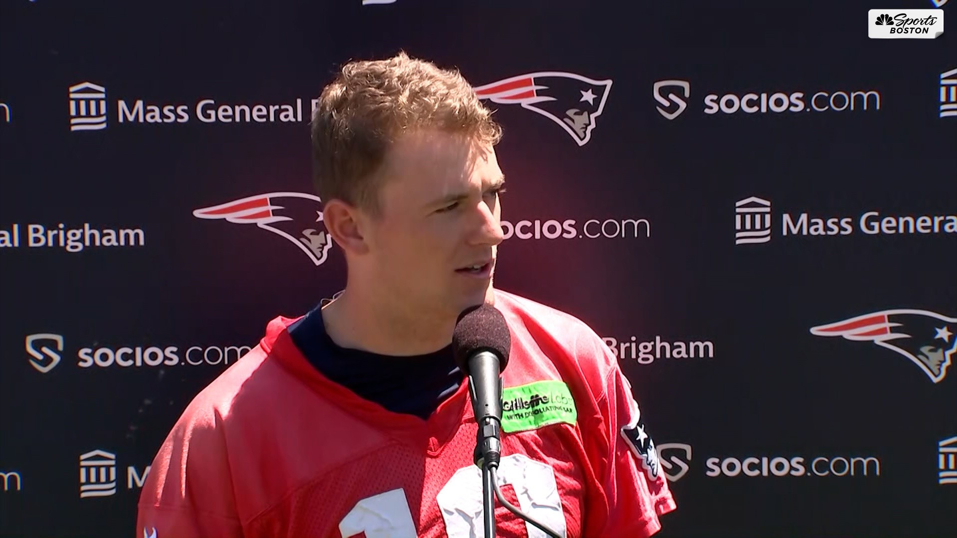 Bill O'Brien provides refreshing normalcy for Mac Jones at Patriots OTAs –  NBC Sports Boston