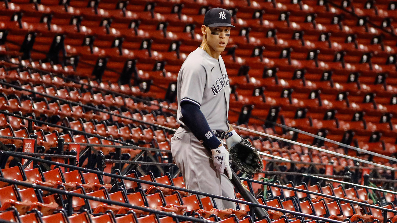 Yankees' Aaron Judge Doesn't Rule Out Signing with Red Sox in MLB
