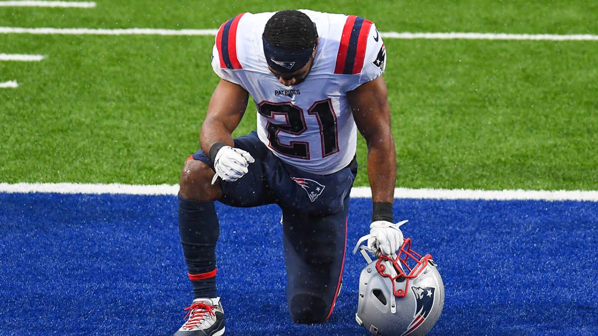 Patriots S Adrian Phillips on Bills rivalry: 'I don't think it's a