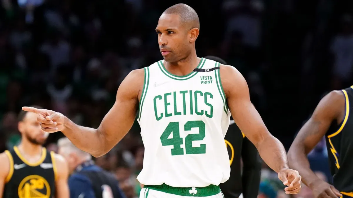 Celtics: Al Horford, Boston's only healthy All-Star, now leads the