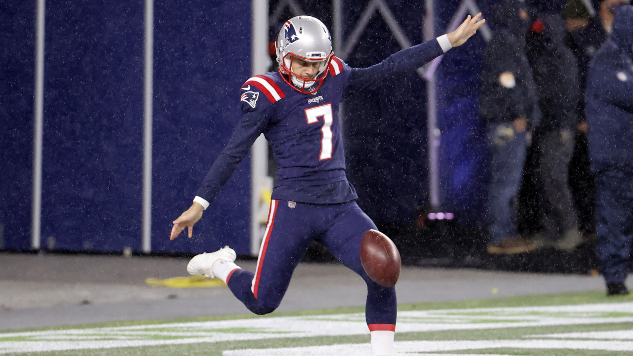 <p>The Patriots allowed three sacks, but one fell on White in pass protection, and one seemed to fall on Newton as he held onto the football for an extended period. Otherwise? One sack. One penalty on the first play of the game (Justin Herron, ineligible downfield).</p>
<p>They helped Newton put together one of his best games of the season, and they allowed the team to average 5.7 yards per carry. A meaningless game in early January probably isn't the way in which Joe Thuney hoped to wrap up his Patriots career -- if indeed it's about to wrap up -- but the o-line performance itself Sunday could've been much worse.</p>
<h3> </h3>
<h5><a href="https://www.nbcsports.com/boston/patriots/patriots-center-david-andrews-shares-heartfelt-post-about-2020-nfl-season?int">David Andrews shares heartfelt post as 2020 season wraps</a></h5>