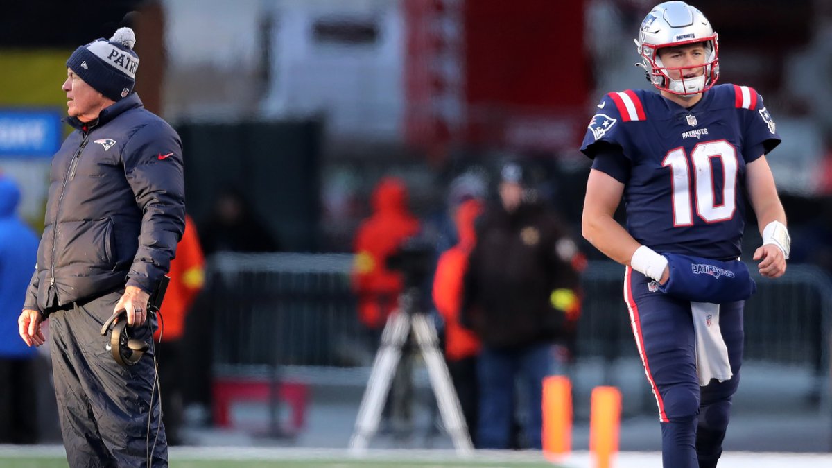 Report: Bill Belichick shopping QB Mac Jones