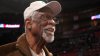 Celtics reveal No. 6 painted on parquet floor as tribute to Bill Russell