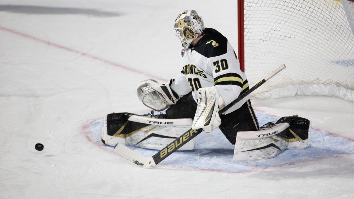 Former WMU Bronco goalie makes NHL debut, named player of the game