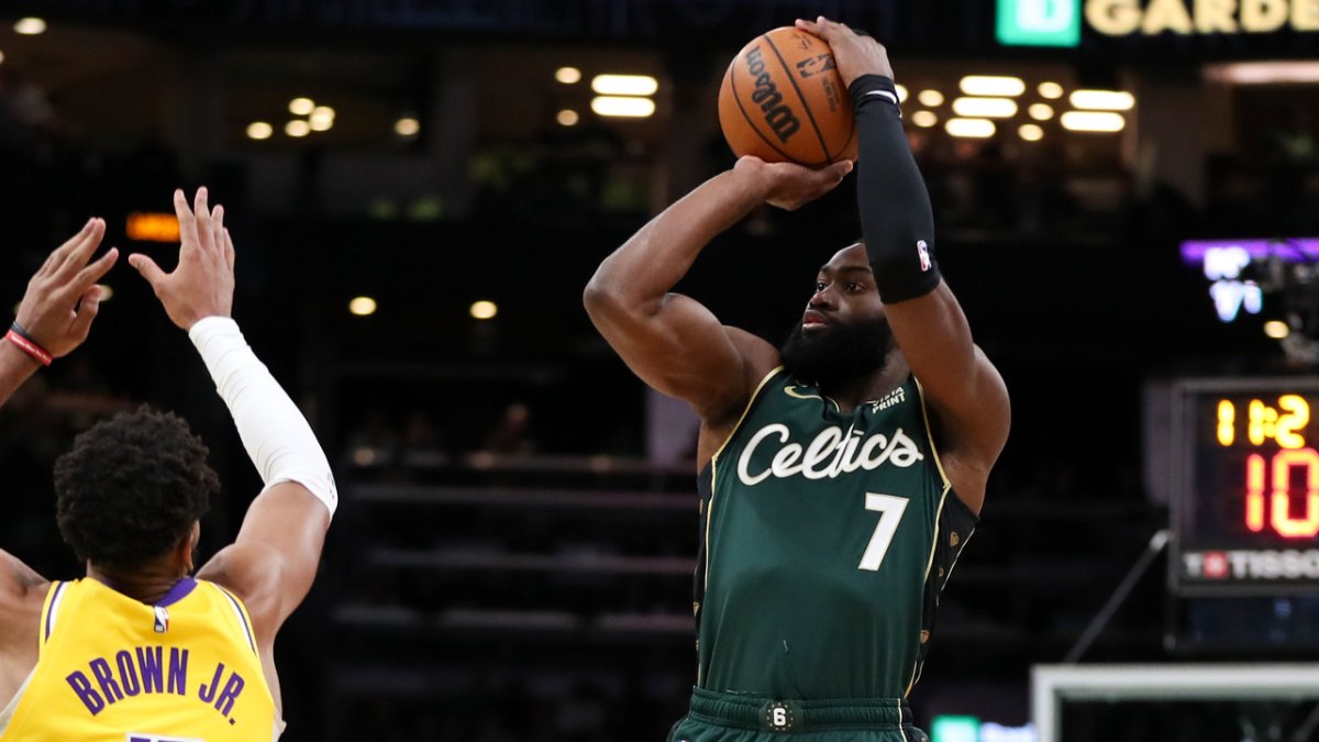 Celtics' Jaylen Brown finds redemption amid tension-filled finish vs.  Lakers – NBC Sports Boston