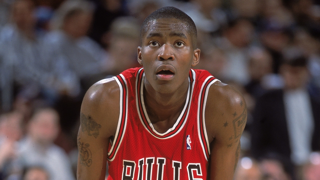 <p>Do we really have to choose a player from the 2000 NBA Draft? I mean... honestly. There's a reason that it's known as the worst draft class in league history. The top four picks? Kenyon Martin, Stromile Swift, Darius Miles, and Marcus Fizer. Woof.</p>
<p>So in absence of anyone truly great (because there isn't), we'll go for someone with the most impact, and Crawford -- who has won three Sixth Man of the Year awards -- fits that bill.</p>
<p><em>Honorable Mention: Kenyon Martin (#1); Mike Miller (#5)</em></p>