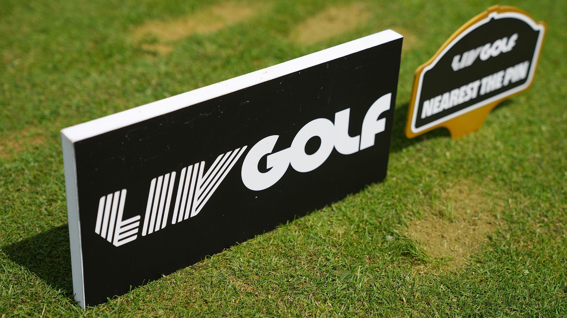 Cam Smith, five PGA members join LIV Golf