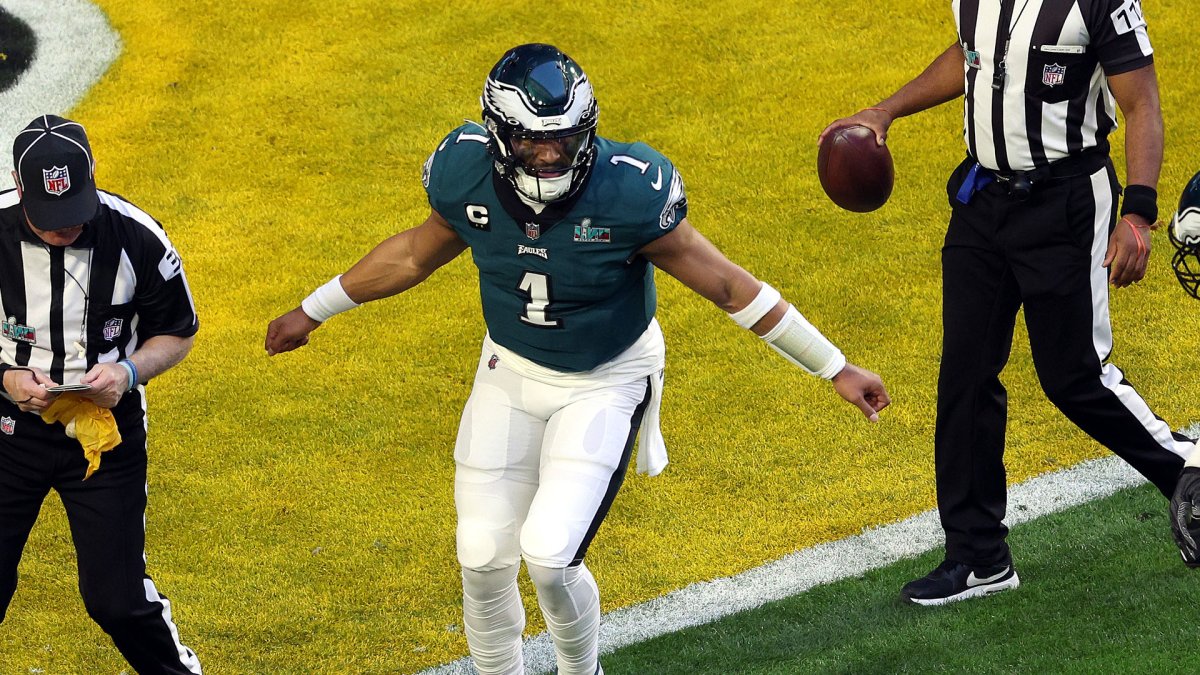 These Are the Highest Paid QBs in the NFL – NBC Sports Boston