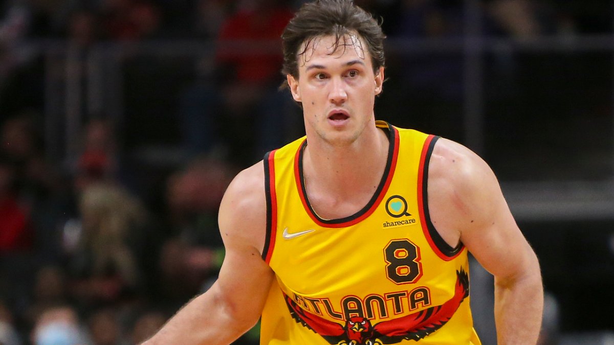 Danilo Gallinari – Signed Photo – Basketball Player - SignedForCharity