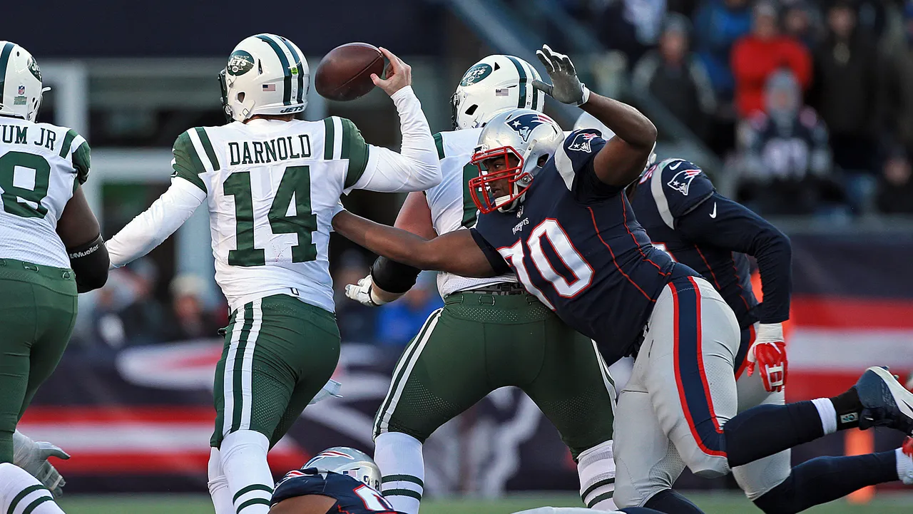 <p><strong>Patriots 38, Jets 3</strong></p>
<p>Darnold's stats: 16-for-28, 167 yards, 4 sacks (74.6 QB rating)</p>
<p>Sam Darnold accounted for a touchdown in his first outing against the Patriots... but if you read that final score, you'll realize it wasn't in the way he wanted to, as Kyle Van Noy returned a Darnold fumble 46 yards for a score after a strip sack.</p>