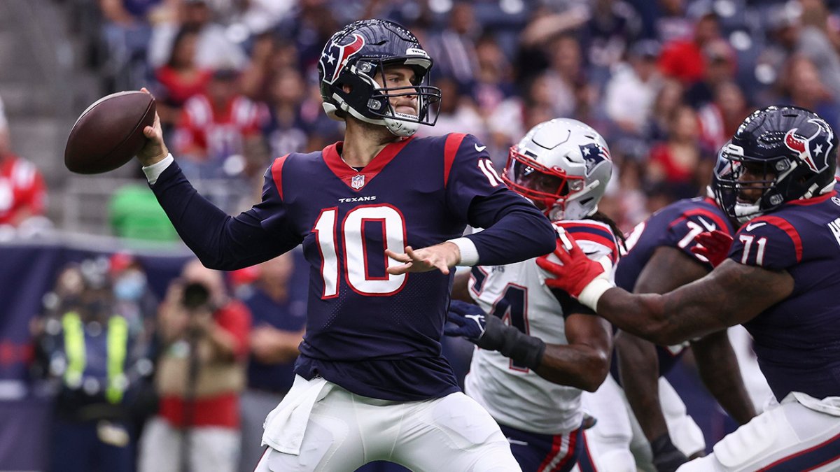 Houston Texans: Clock is ticking on QB Davis Mills