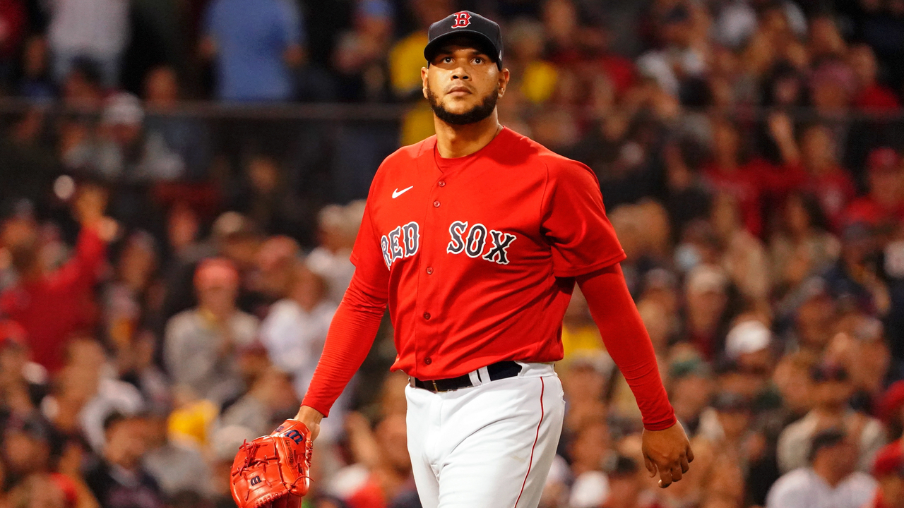 Red Sox avoid sweep behind Eduardo Rodriguez