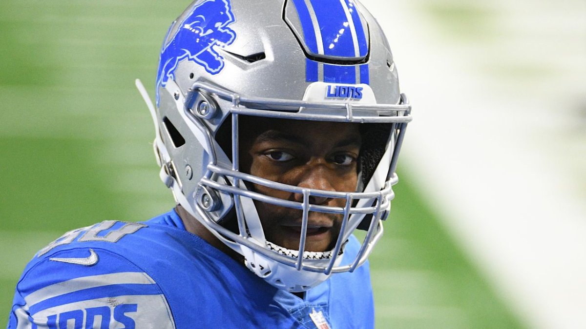 Should the Detroit Lions replace Trey Flowers in the starting