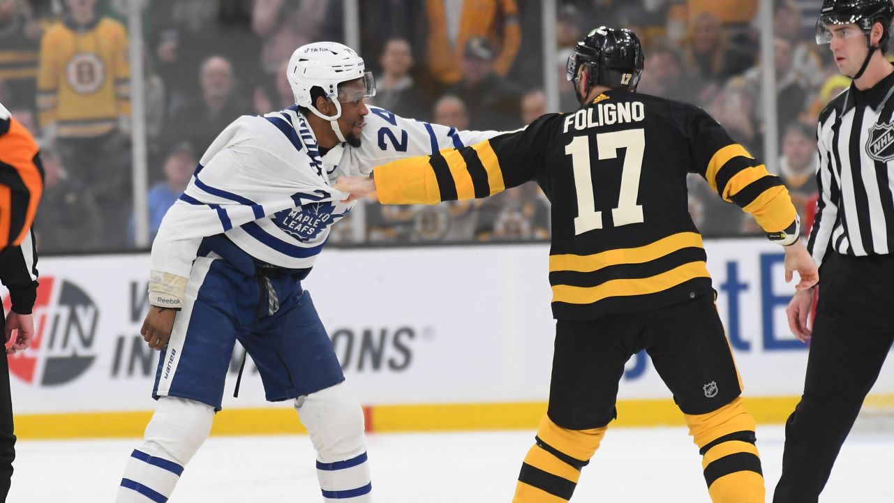 Bruins' Nick Foligno, Maple Leafs' Wayne Simmonds and the manners
