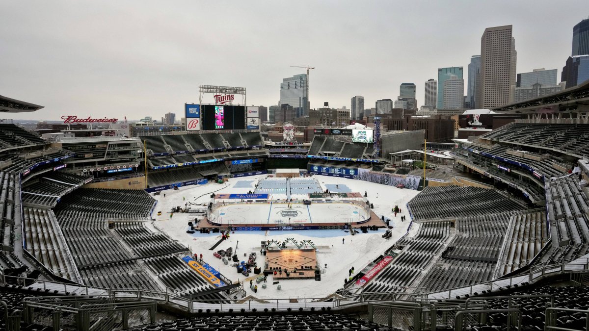 Valley News - Blues Take Winter Classic