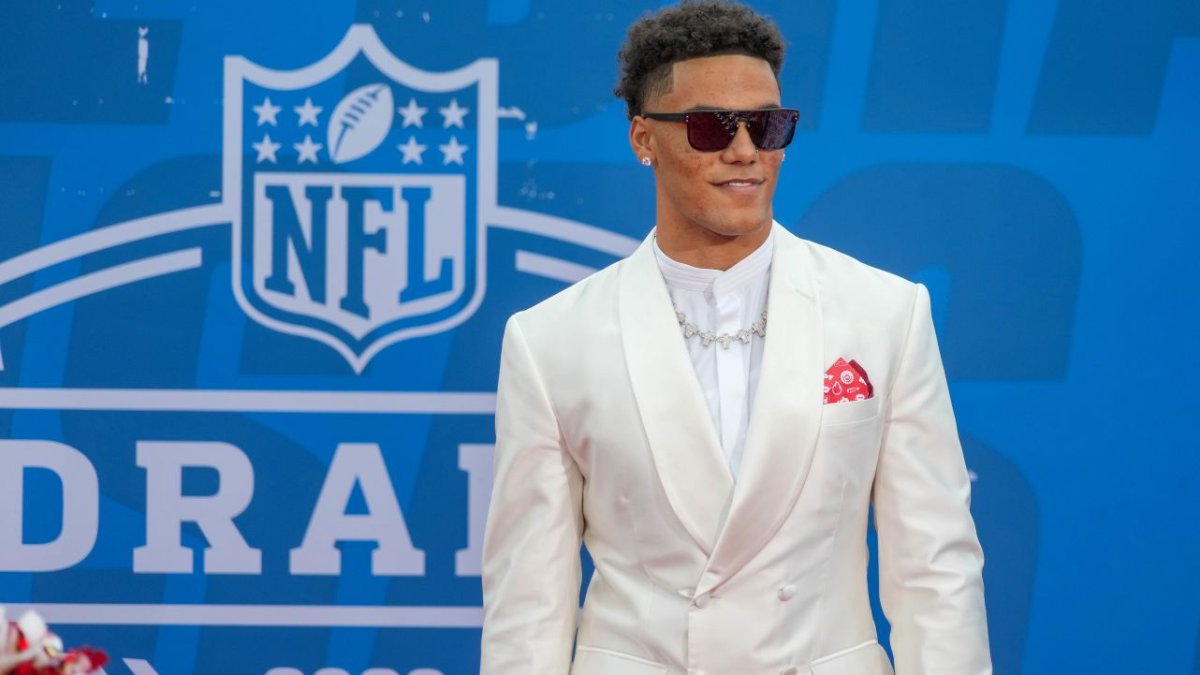 best nfl draft outfits