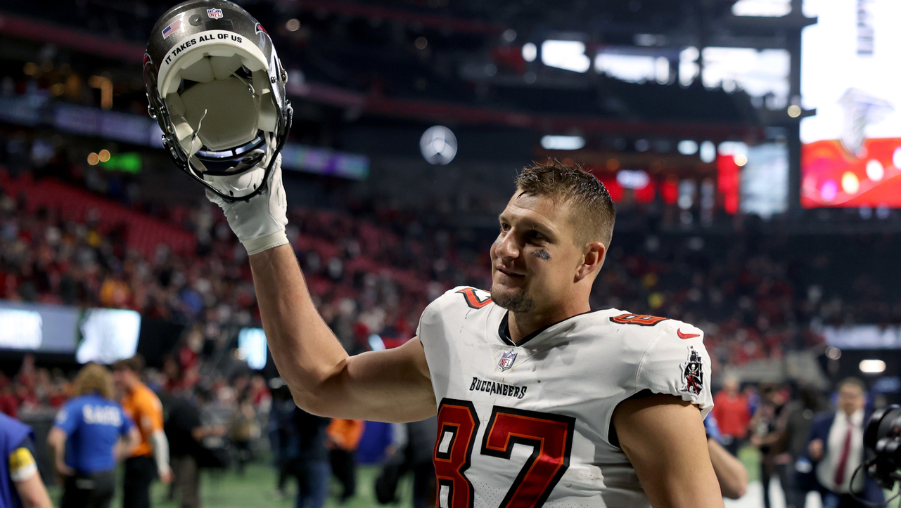 Rob Gronkowski Announces 2nd Retirement From NFL