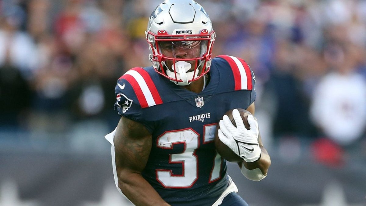 Damien Harris among bright spots for Patriots amid December losses ...