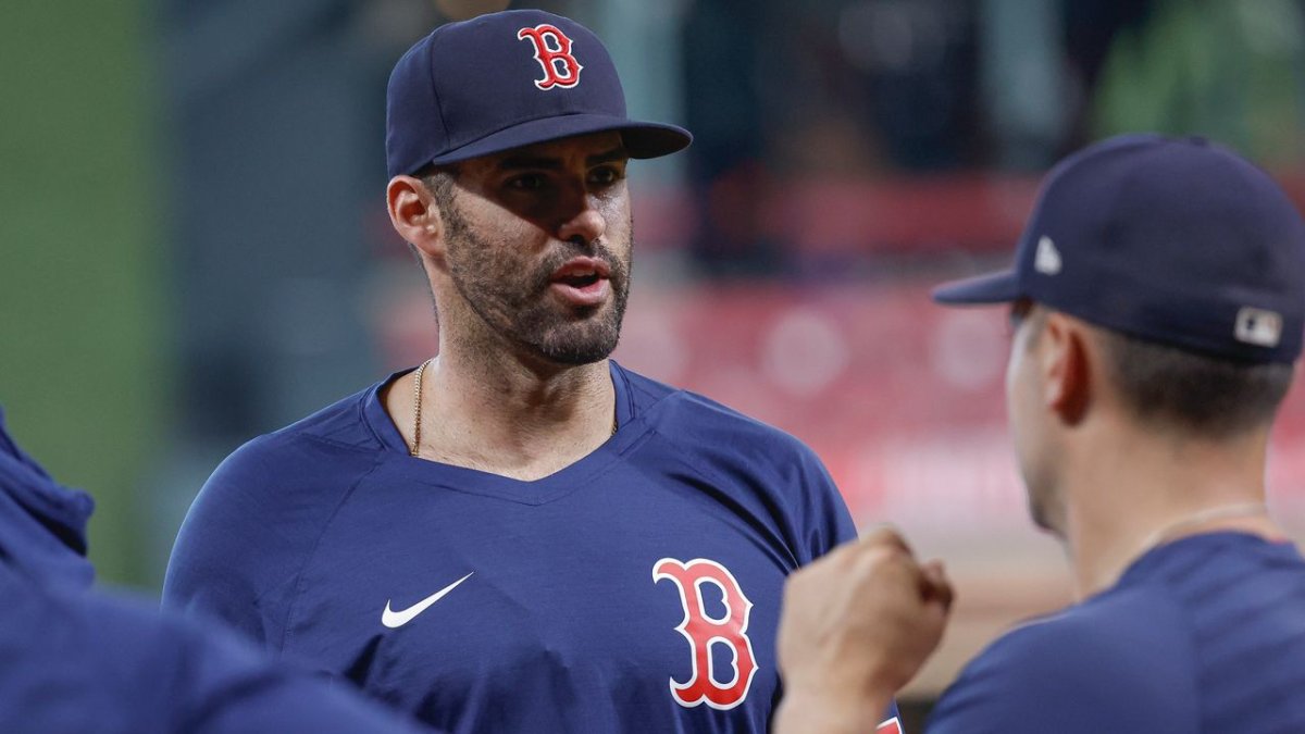 MLB trade deadline tracker: Red Sox trade for first baseman Eric Hosmer