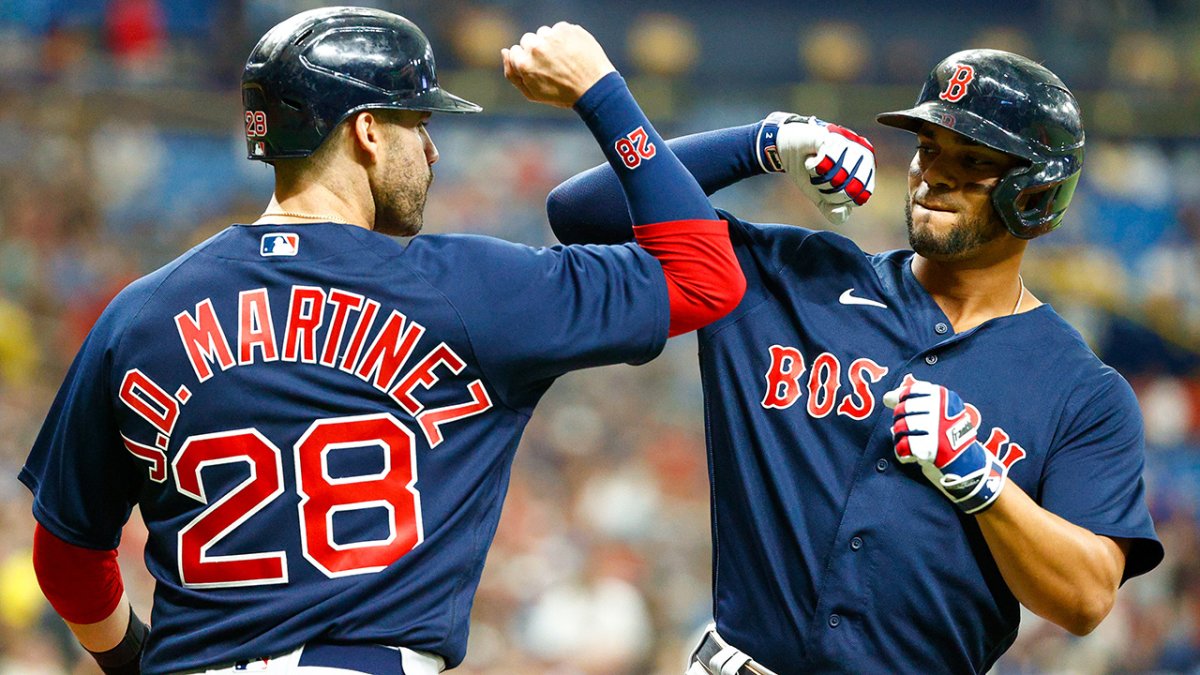 All-Star slugger J.D. Martinez opts in to 2 more seasons with Red Sox