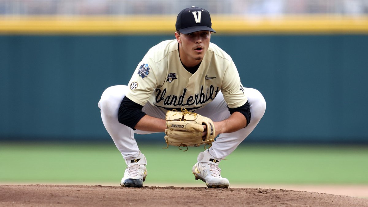 Pirates draft Louisville C Davis at No. 1, Leiter to Texas - NBC Sports