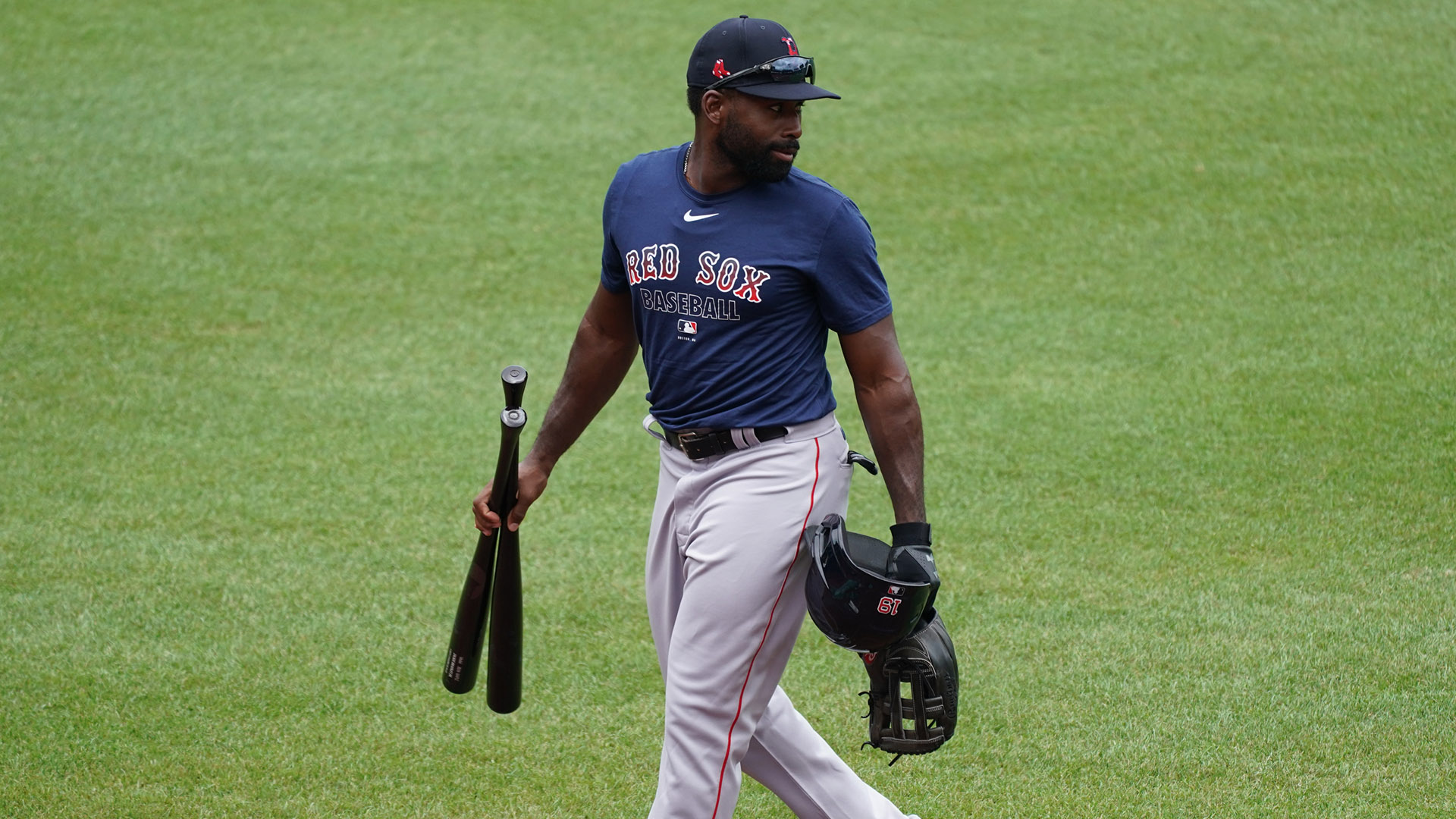 Longtime Red Sox CF Jackie Bradley Jr. to sign with Brewers, per