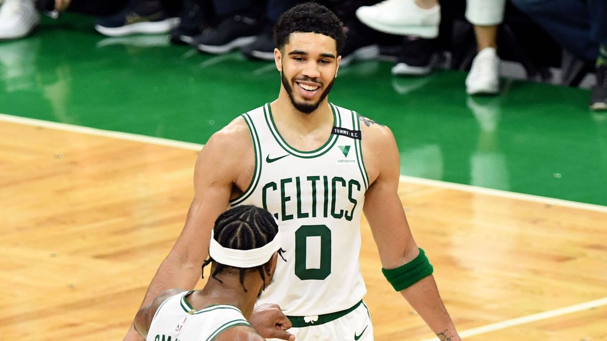 Jayson Tatum wears Kobe Bryant Celtics shirt ahead of game vs