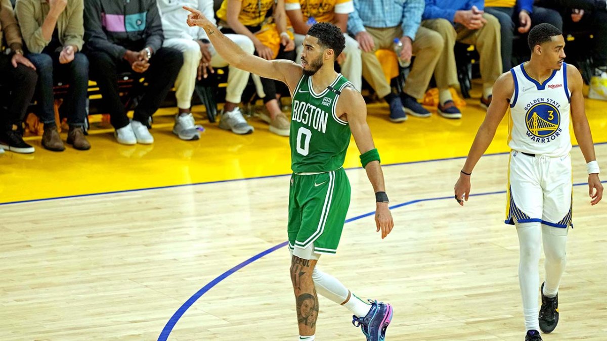 Boston Celtics' Jayson Tatum (0) high-fives Derrick White (9) after scoring  and drawing a foul during first half of an NBA basketball game against the  Los Angeles Lakers Tuesday, Dec. 13, 2022
