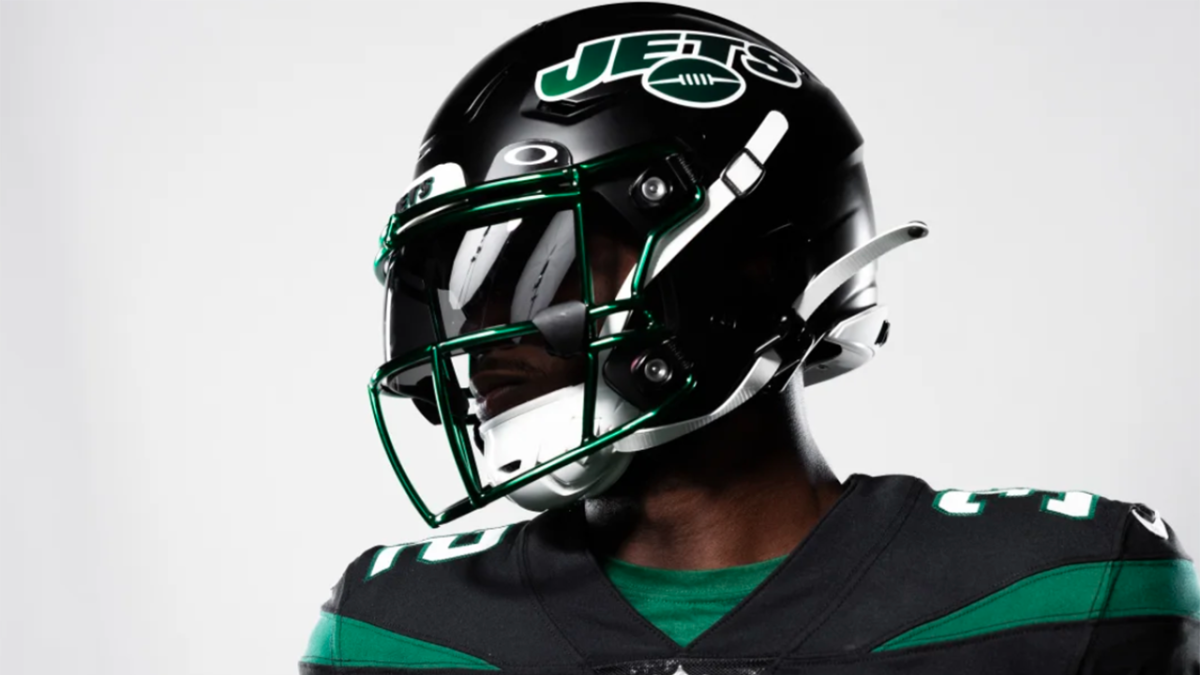 New York Jets unveil new uniforms, green helmets