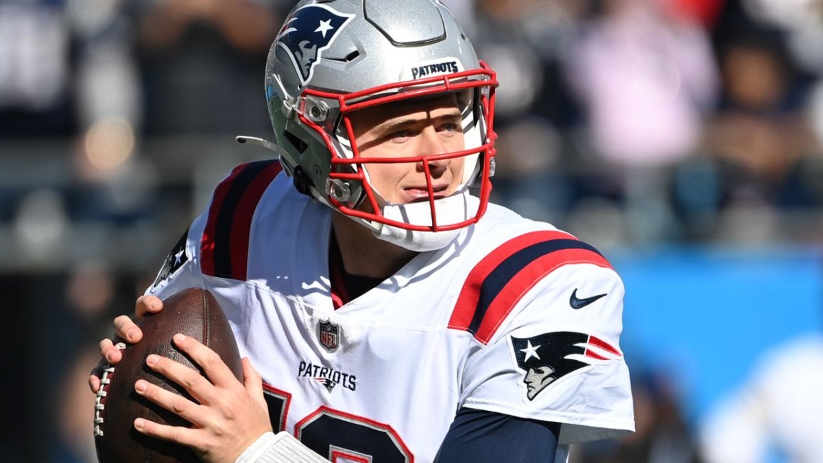 Is Patriots QB Mac Jones really getting a 'dirty' reputation among NFL  defenders? (Mailbag) 