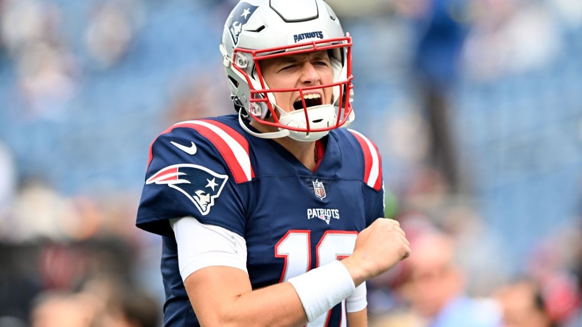 Mac Jones injury update: Patriots QB reportedly suffers high ankle