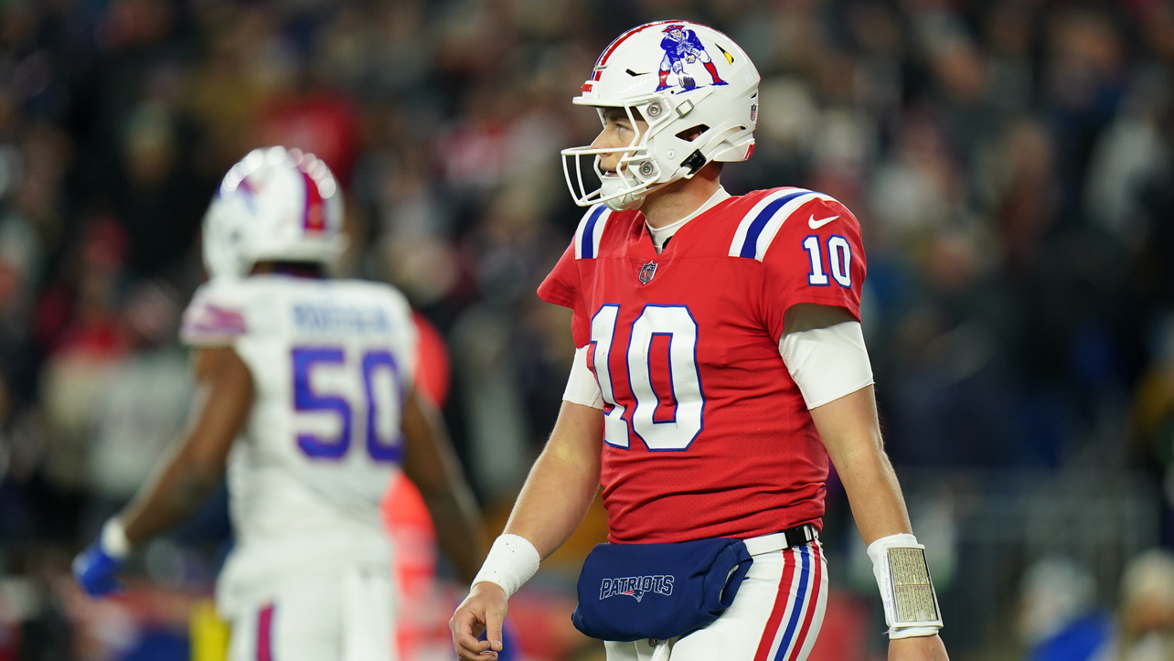 Bills safety Damar Hamlin ejected for hit on Patriots' Jakobi Meyers