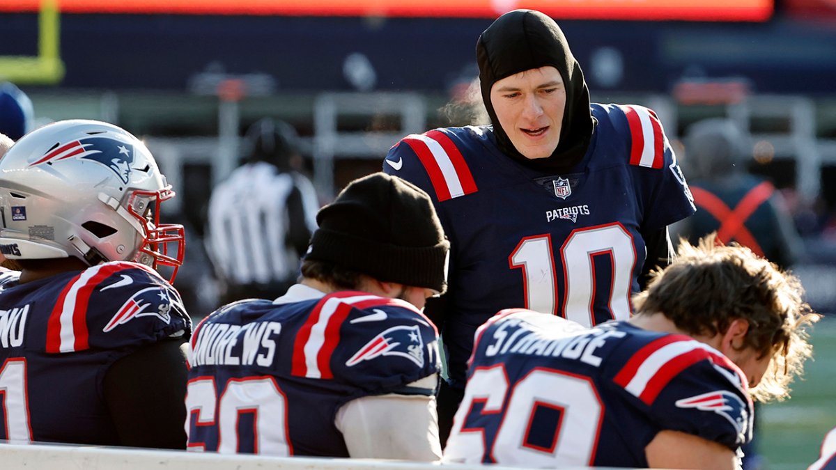 NFL Playoff Picture: Patriots lose in Miami, but don't lose ground in the  AFC - Pats Pulpit