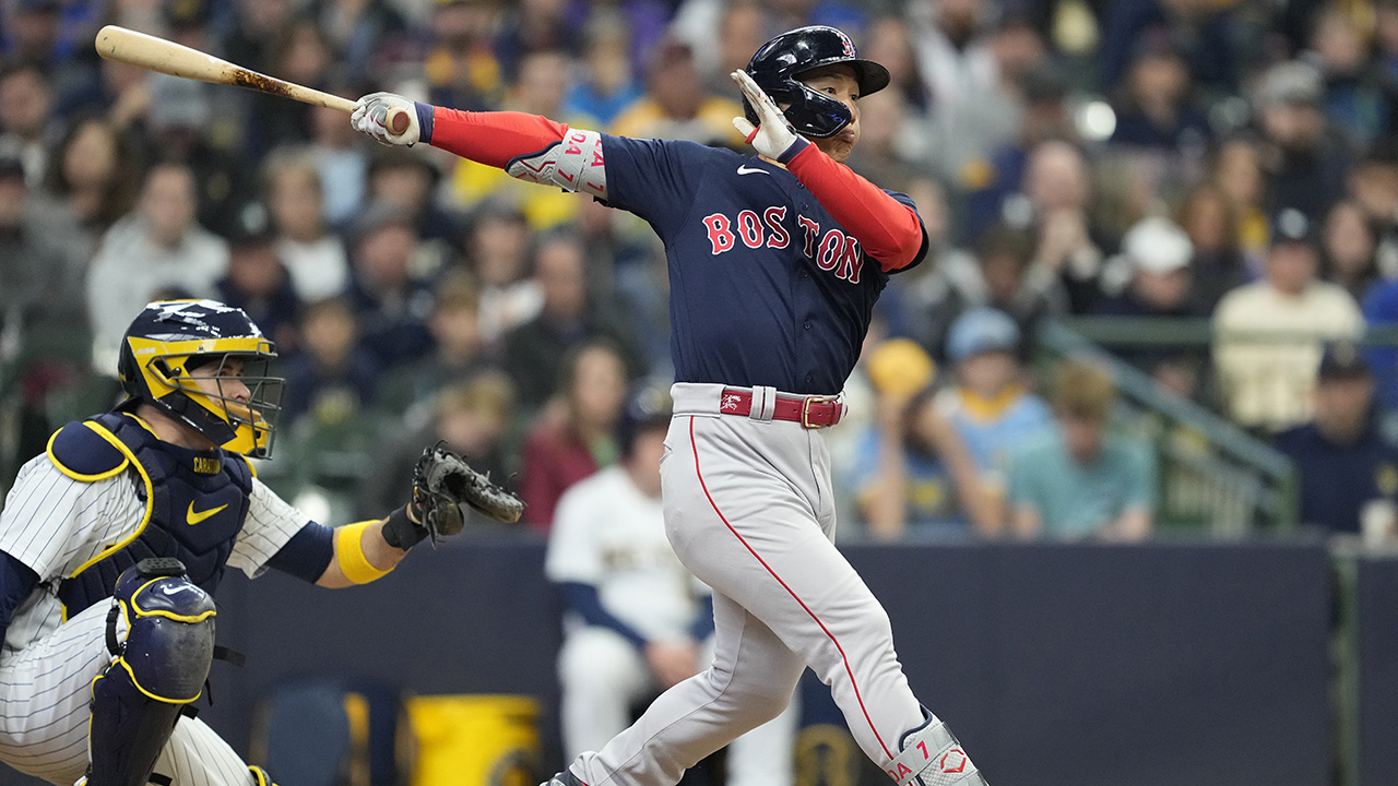 Yoshida powers Red Sox to 12-5 win over Brewers