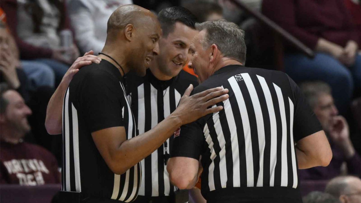 Here’s how much referees are paid during March Madness NBC Sports Boston