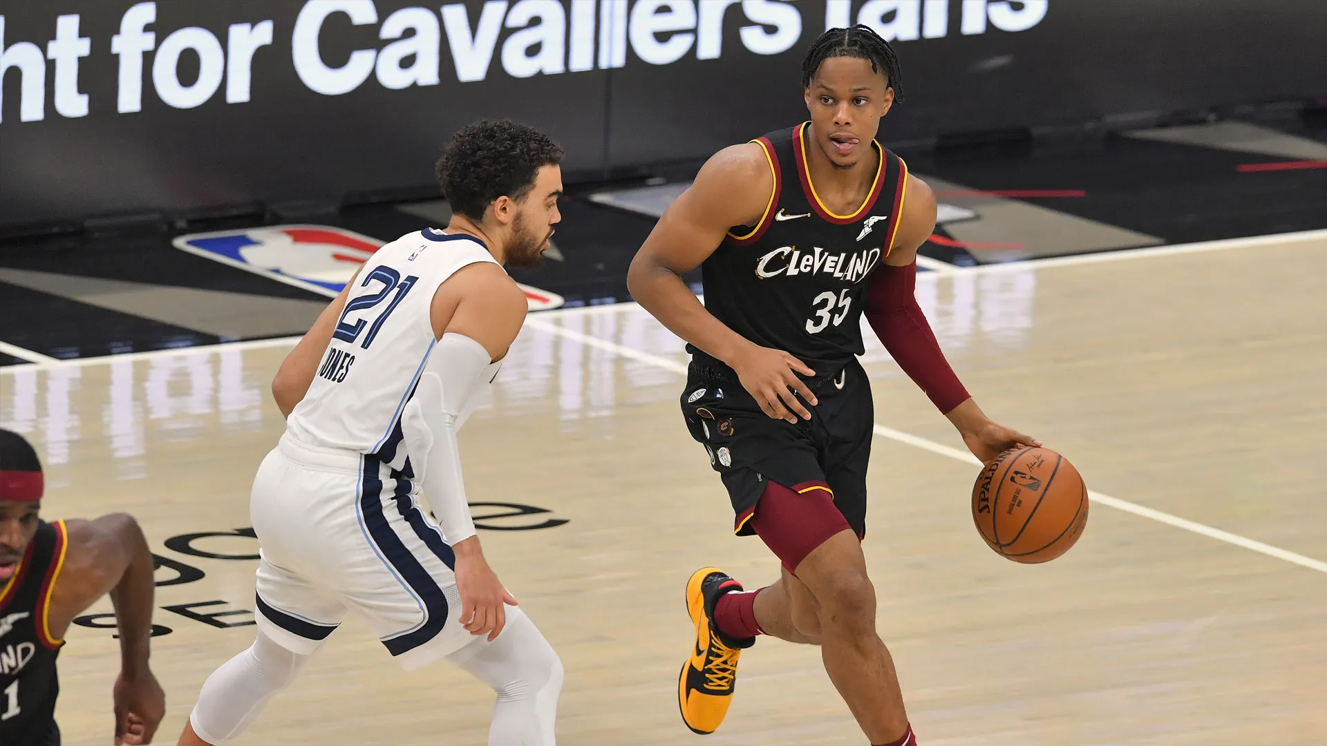 <p><strong>2020-21 stats:</strong> 9.4 ppg, 3.0 rpg, 1.9 apg, 42.4% FG, 29.4% 3PT</p>
<p>Okoro has had his ups and downs offensively, but he's one of the best defenders in this draft class and has started all of his 65 games played for Cleveland this season. The Auburn product also has hit his scoring stride -- 15.4 points per game over his last nine -- to solidify his standing in the top 10.</p>