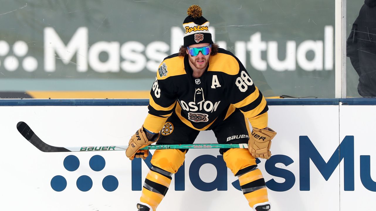 Boston Bruins Player Report Card: Hampus Lindholm