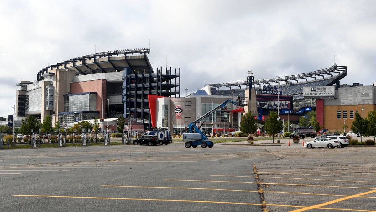 Patriots-Chiefs postponed: Indianapolis Colts, Chicago Bears move