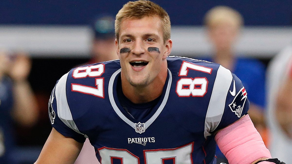 Gronk and Tom Brady earn All Pro honors