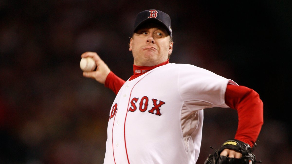 Curt Schilling never asked to be pulled in Game 4 of the 2001 World Series