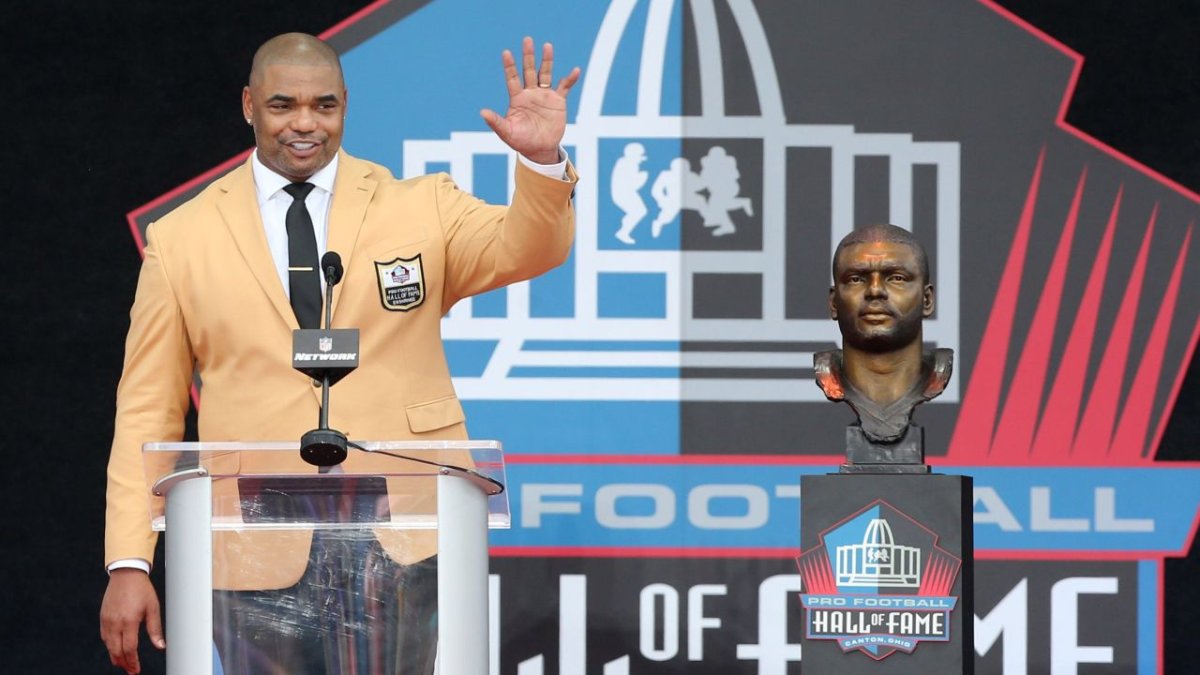 Defense was on display at Pro Football Hall of Fame induction ceremony -  The Boston Globe