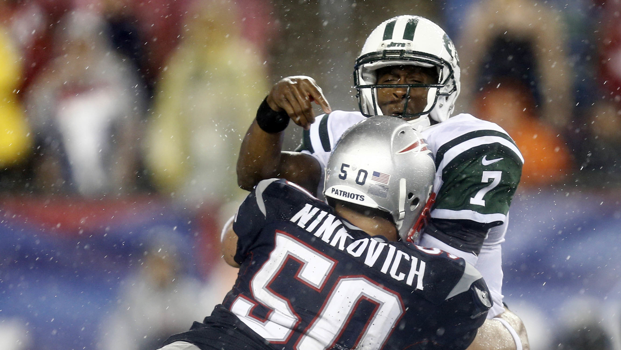 <p><strong>Week 2: Patriots 13, Jets 10</strong> (15-for-35, 214 yards, 3 INT, 4 sacks, 27.6 QB rating)</p>
<p><strong>Week 7: Jets 30, Patriots 27 (OT)</strong> (17-for-33, 233 yards, TD, INT, 4 sacks, 71.9 QB rating)</p>
<p>That's right. Your eyes aren't deceiving you. The last rookie quarterback to beat Bill Belichick was the immortal Geno Smith, who split a pair of matchups against New England in 2013. And the only reason that the Jets were able to win was thanks to a controversial unsportsmanlike conduct penalty on Chris Jones, giving Nick Folk a chance for a shorter field goal in overtime.</p>