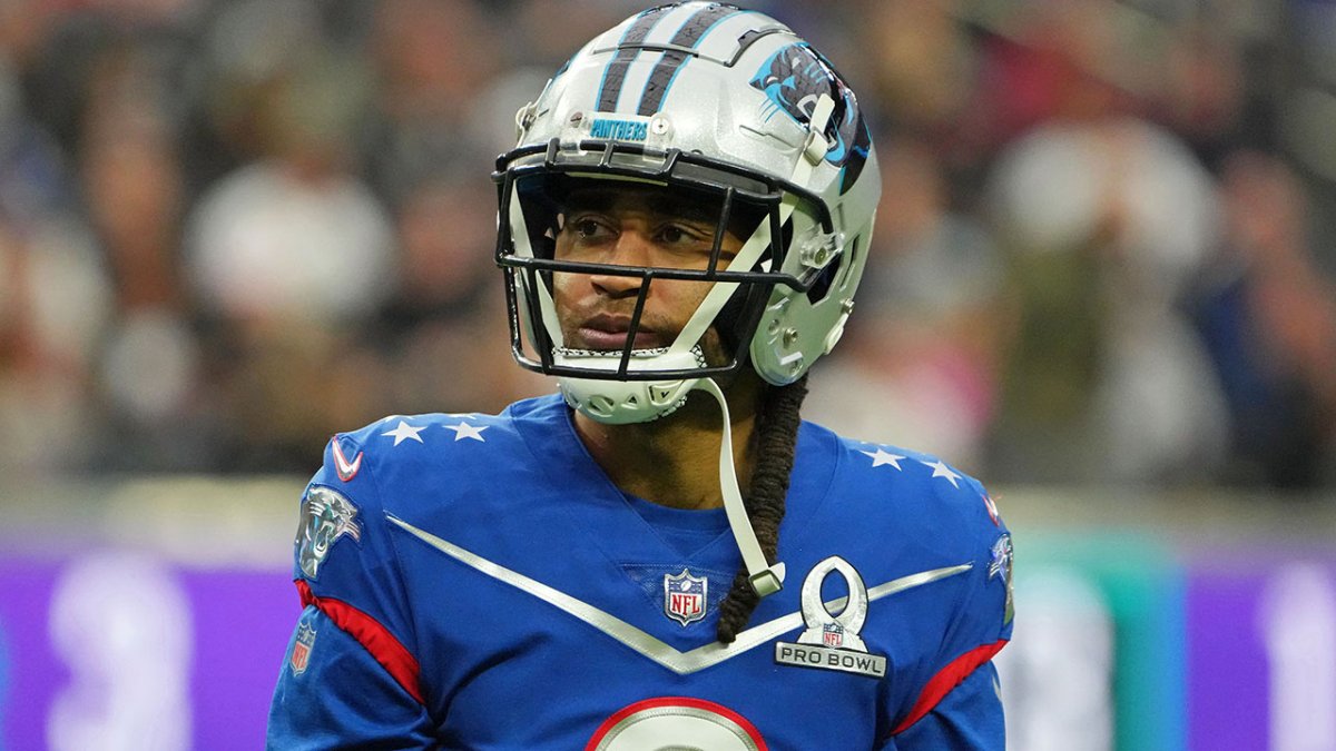 NFL on X: Patriots trading CB Stephon Gilmore to the Panthers in