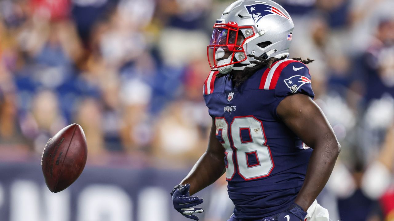 Patriots RB Rhamondre Stevenson continues to be a must-start in fantasy -  Pats Pulpit