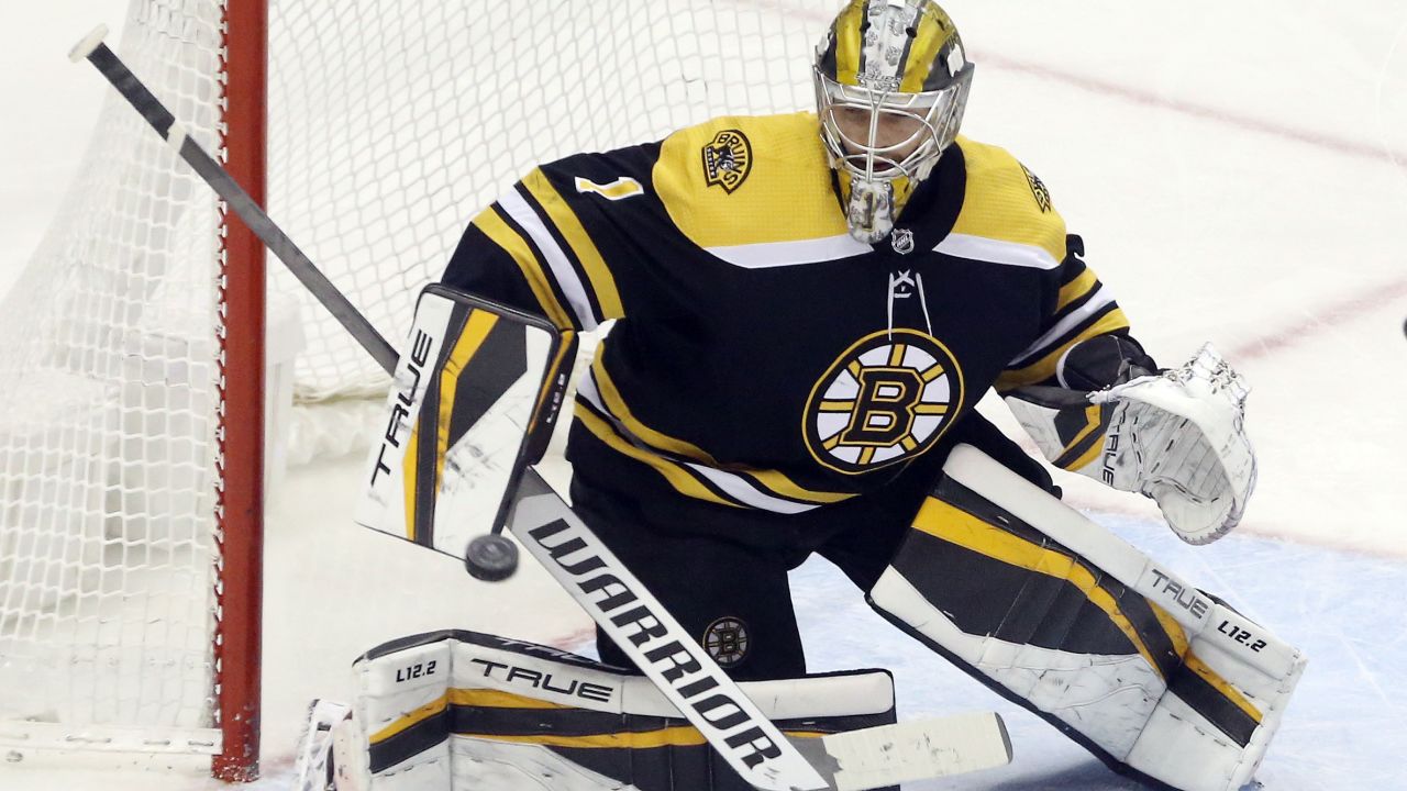 Despite loss to Capitals, Jeremy Swayman earns nod as Bruins