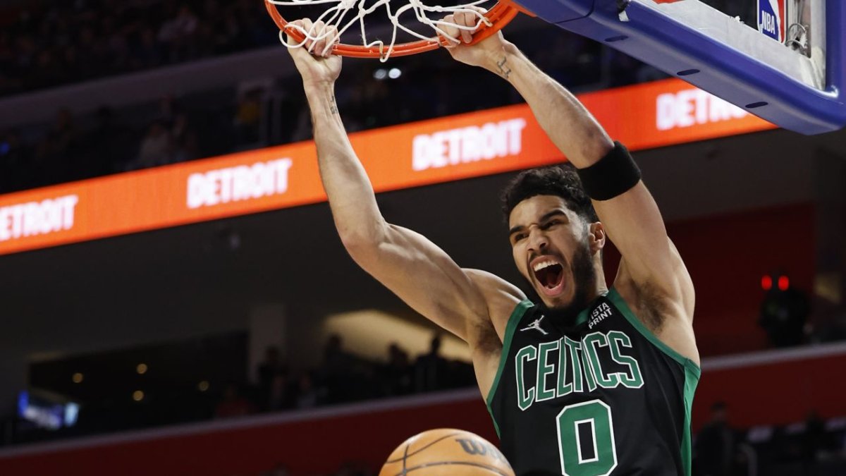 Tatum scores 24, leads Celtics to 102-93 win over Pistons