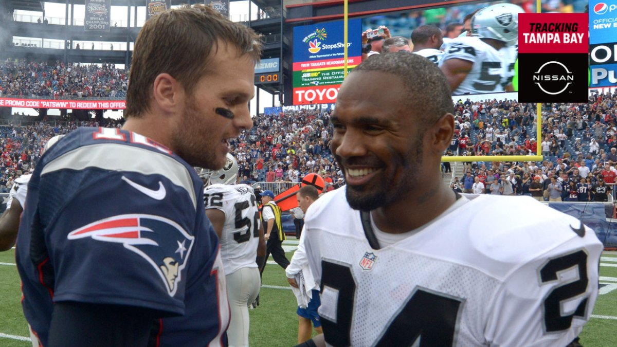 Tom Brady's Ring Flex Isn't Helping Charles Woodson Get Over the 'Tuck  Rule' Game