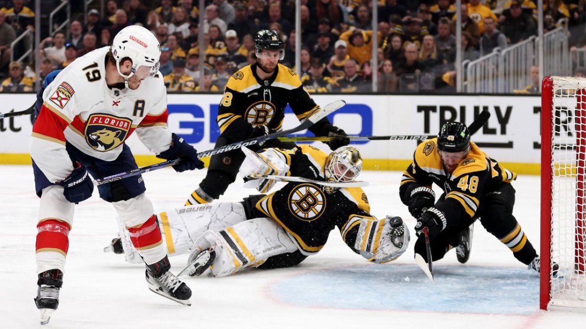 Bruins' Linus Ullmark explains miscue that led to game-ending Matthew  Tkachuk goal: 'I couldn't get back into position