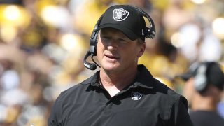 Raiders coach resigns after misogynistic and homophobic emails