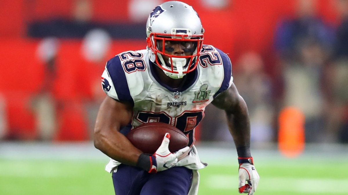 Return to Patriots was 'simple choice' for James White after